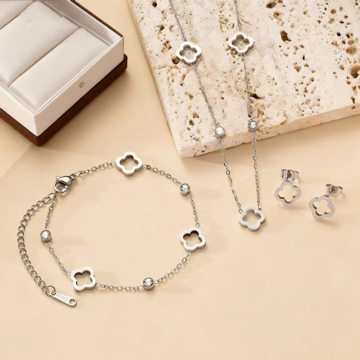 Stainless Steel Clover Flower Hollow Ear Gold Light Necklaces