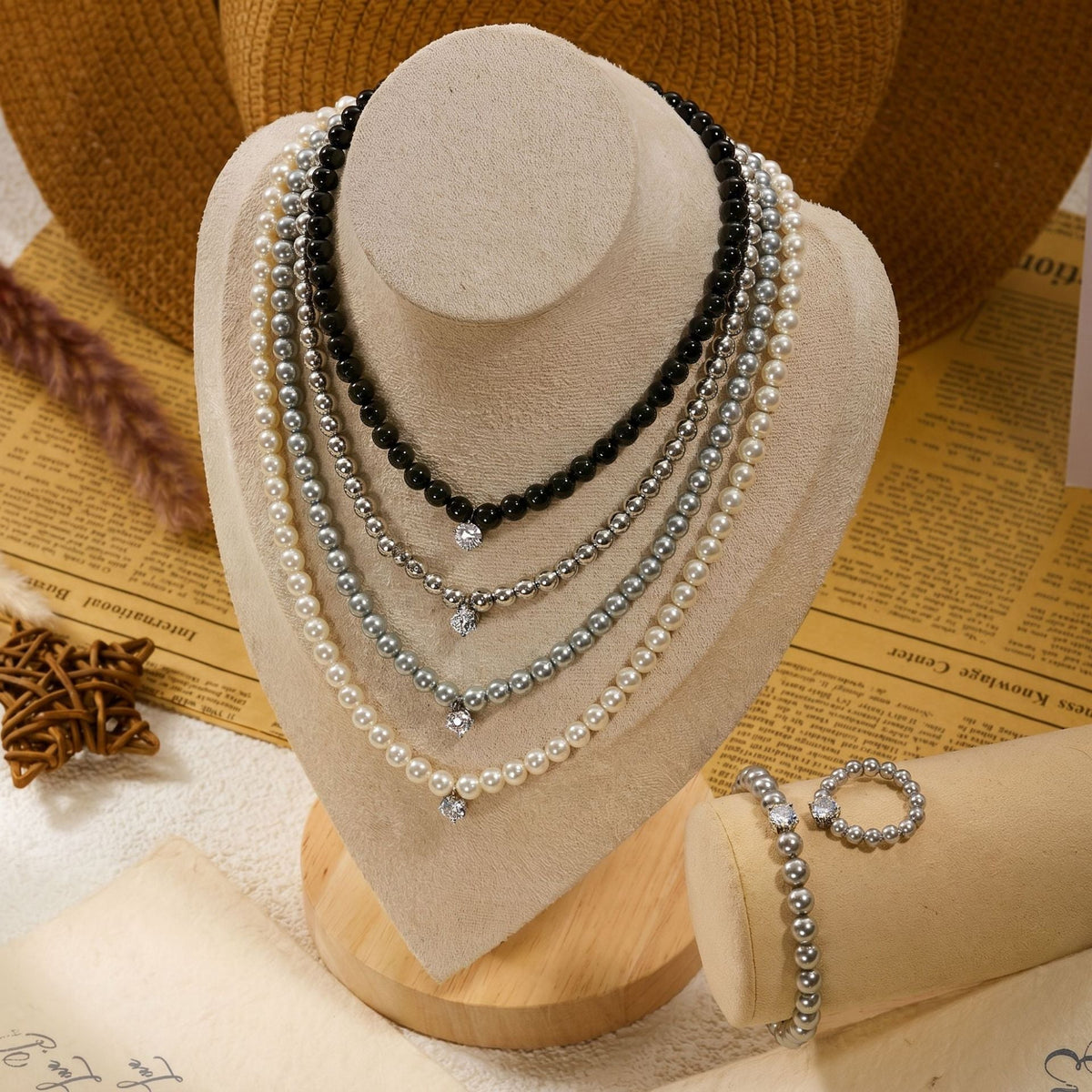 Elegant Retro Pearl Solitaire Three-piece High Sense Ball Jewelry Set