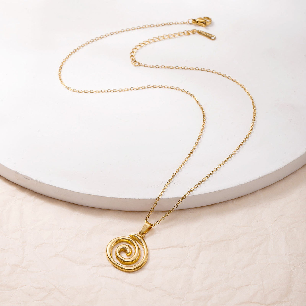 Women's Fashion Titanium Steel Clavicle Chain Electroplating Creative High-grade Necklace