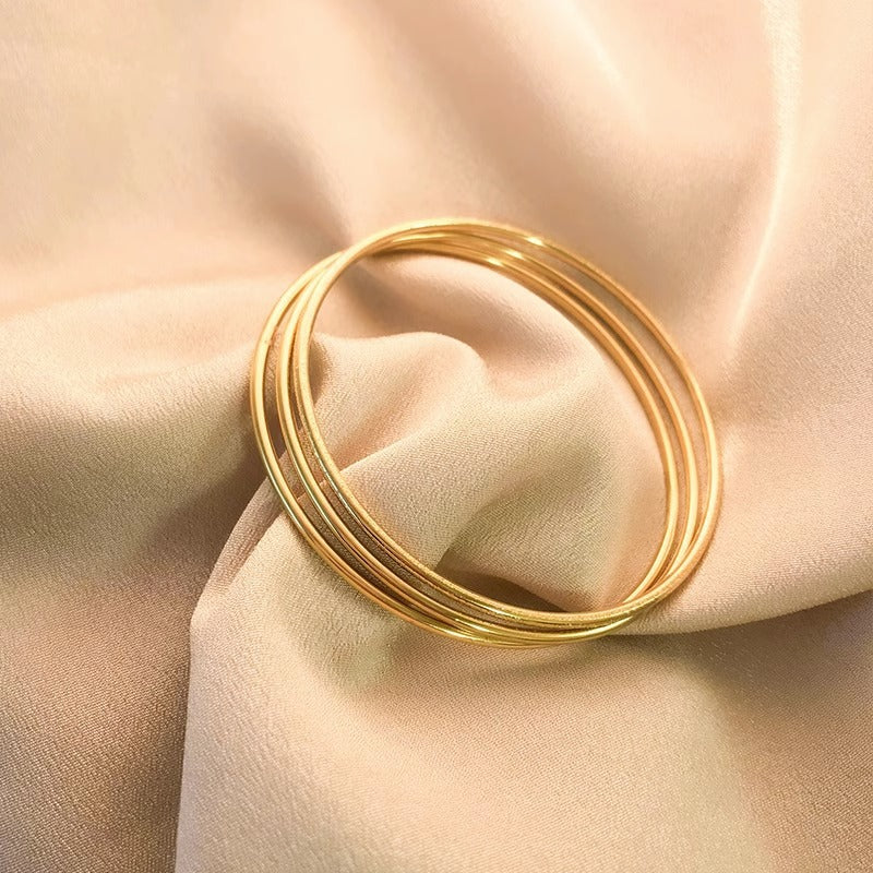 Women's Style Trendy Titanium Steel No Fading Gold Simple Bracelet
