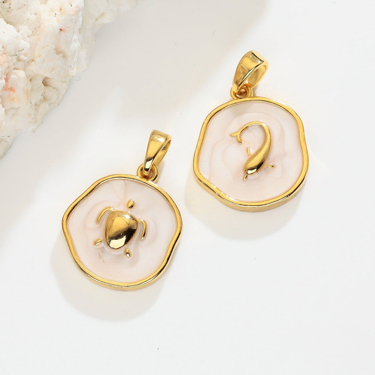 Ocean Theme Drop Oil Conch Starfish Turtle Shell Pendant