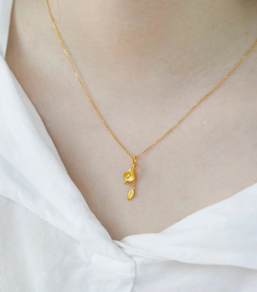 Women's Gold Common Calla Flower Tassel For Gentle Necklaces