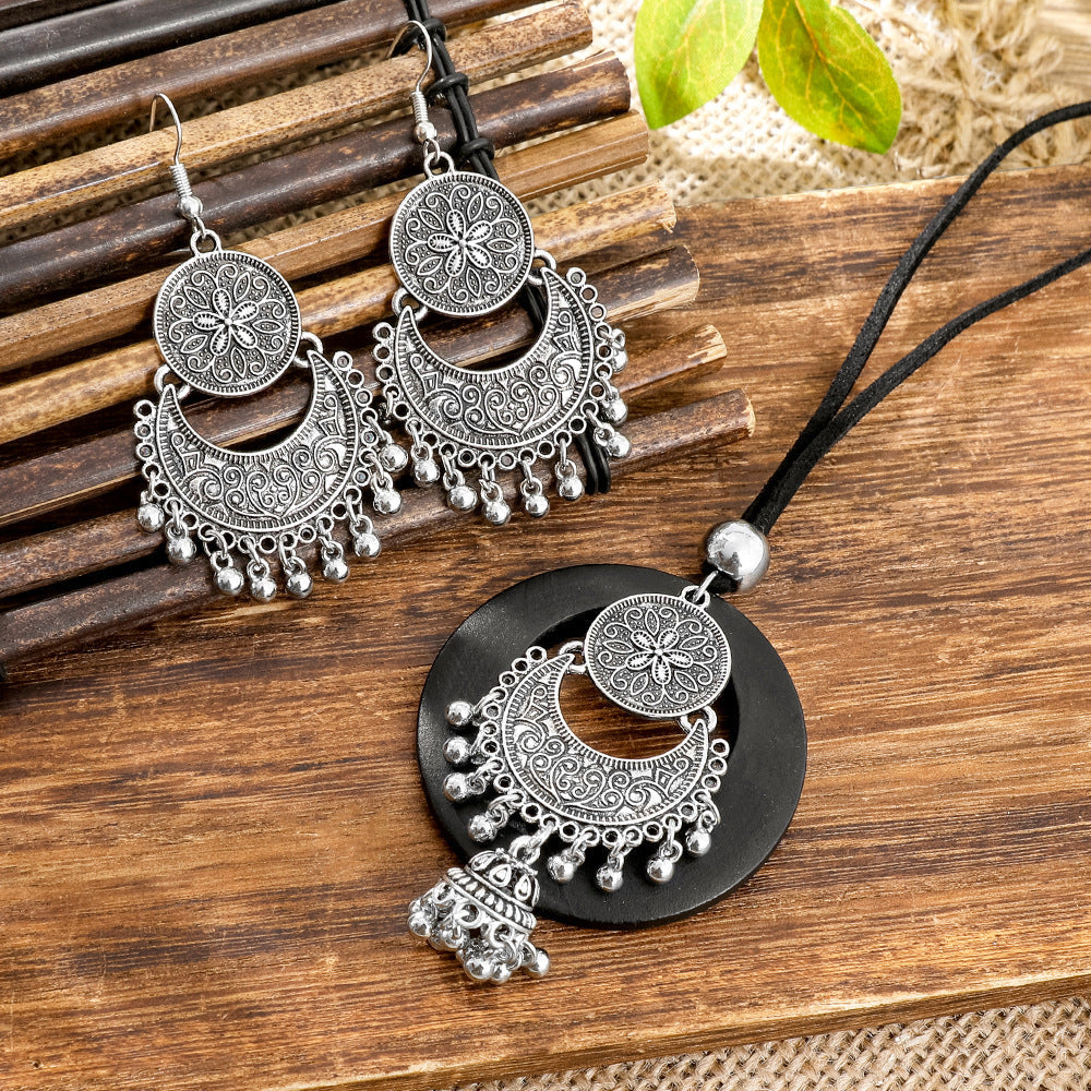 Women's Retro Bohemian Simple Hollow Niche Design Jewelry Set