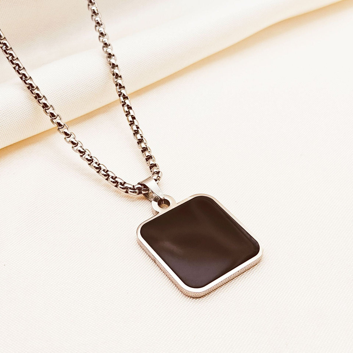 Men's Geometric Black Oil Dripping Strip Long Sweater Chain Titanium Necklace