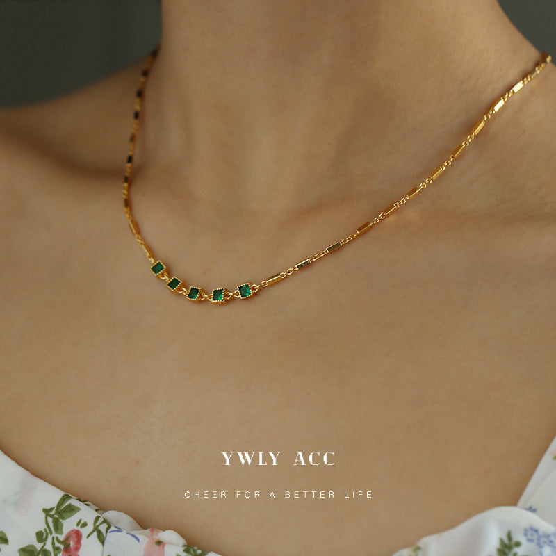 Women's Emerald Zircon Inlaid High-grade Light Luxury Elegant Necklace