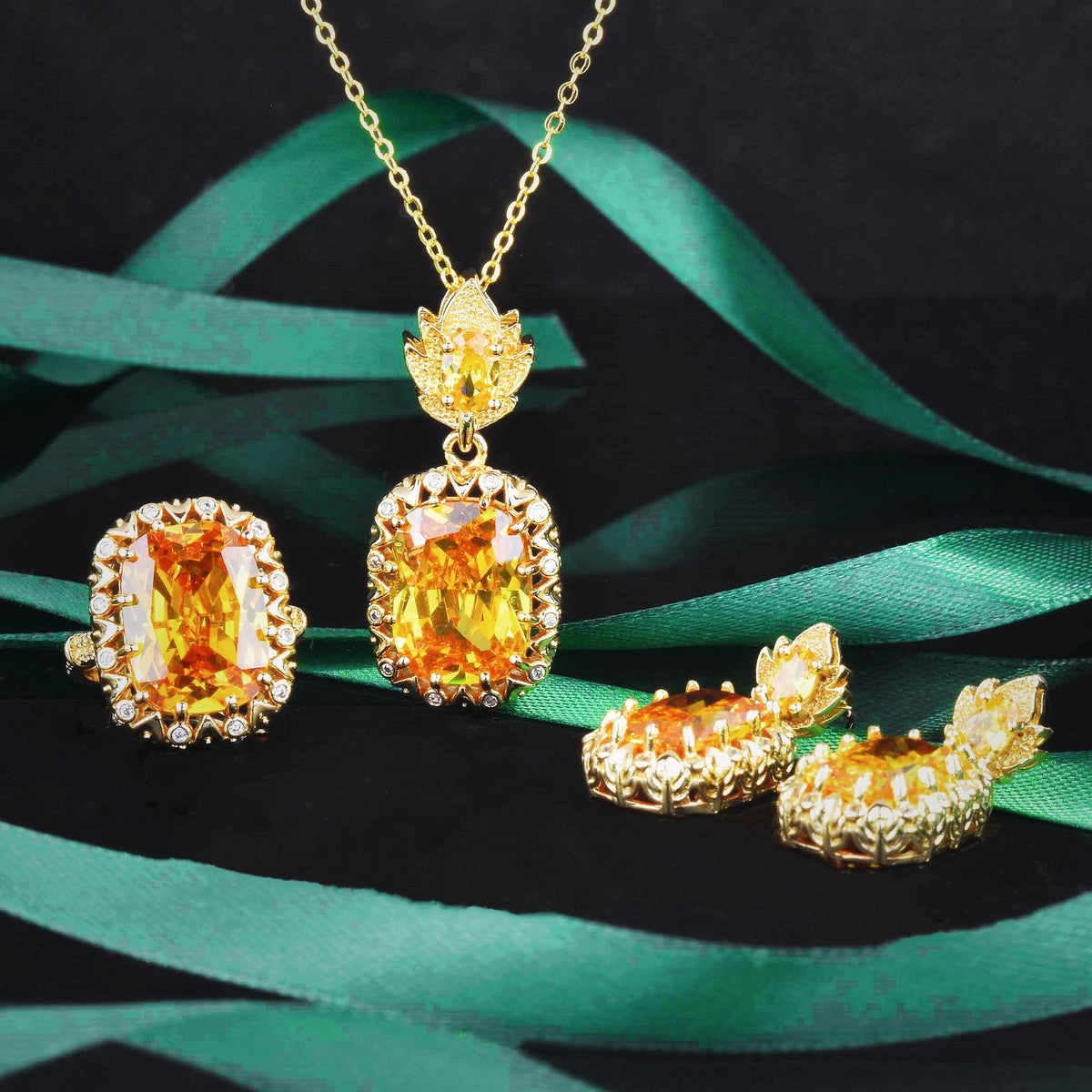 Super Flash High Carbon Diamond Yellow Purple Jewelry Set