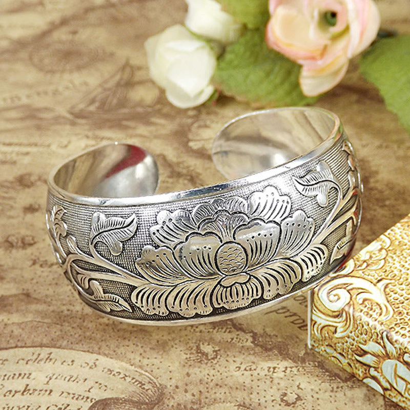 Women's Ethnic Style Tibetan Sier Miao Open-ended Peony Bracelet