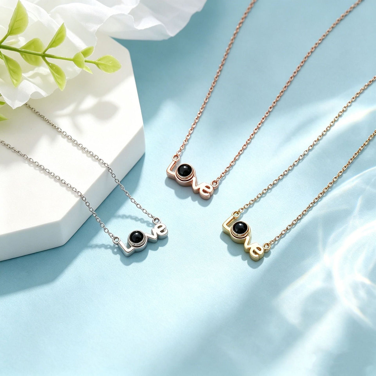 Projection Light Luxury High Sense Design Necklaces