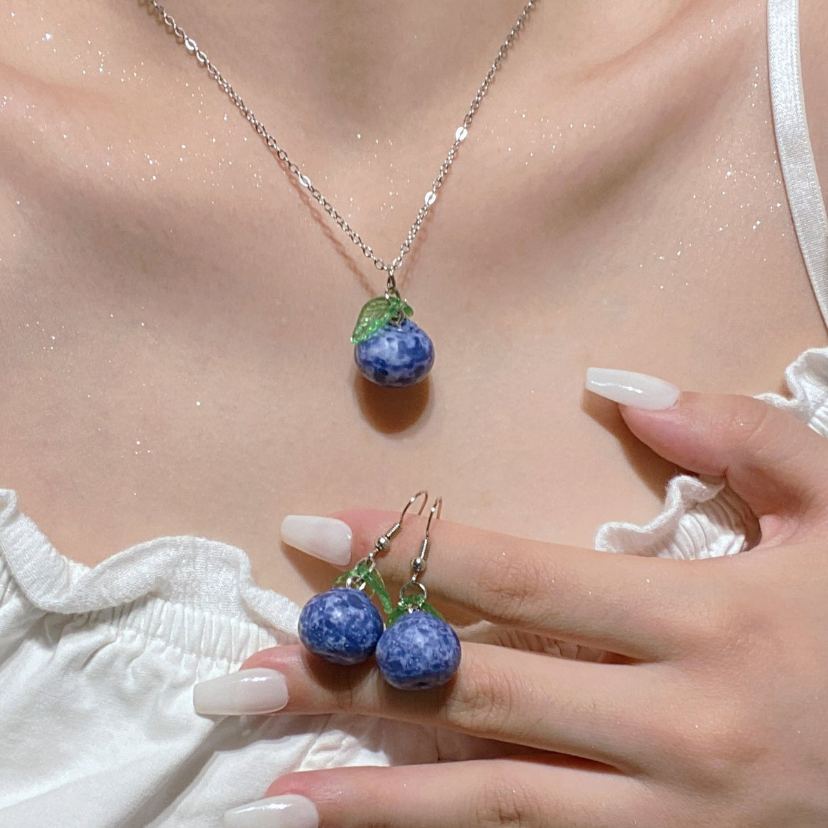 Cherry Strawberry Leaf Three-piece Sweet Elegance Jewelry Set