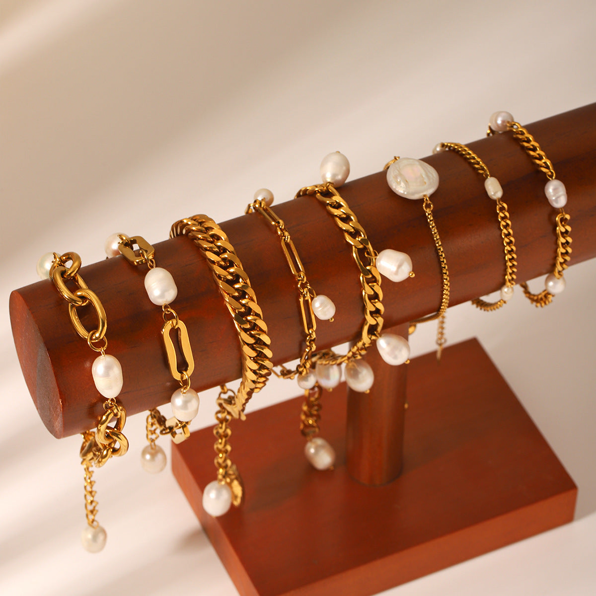 Hot Natural Freshwater Pearl Female Feel Figaro Bracelet