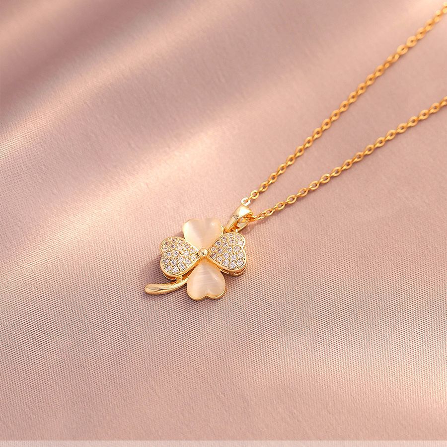 Women's Lucky Four-leaf Clover Special Interest Light Luxury Simple Clavicle Necklaces