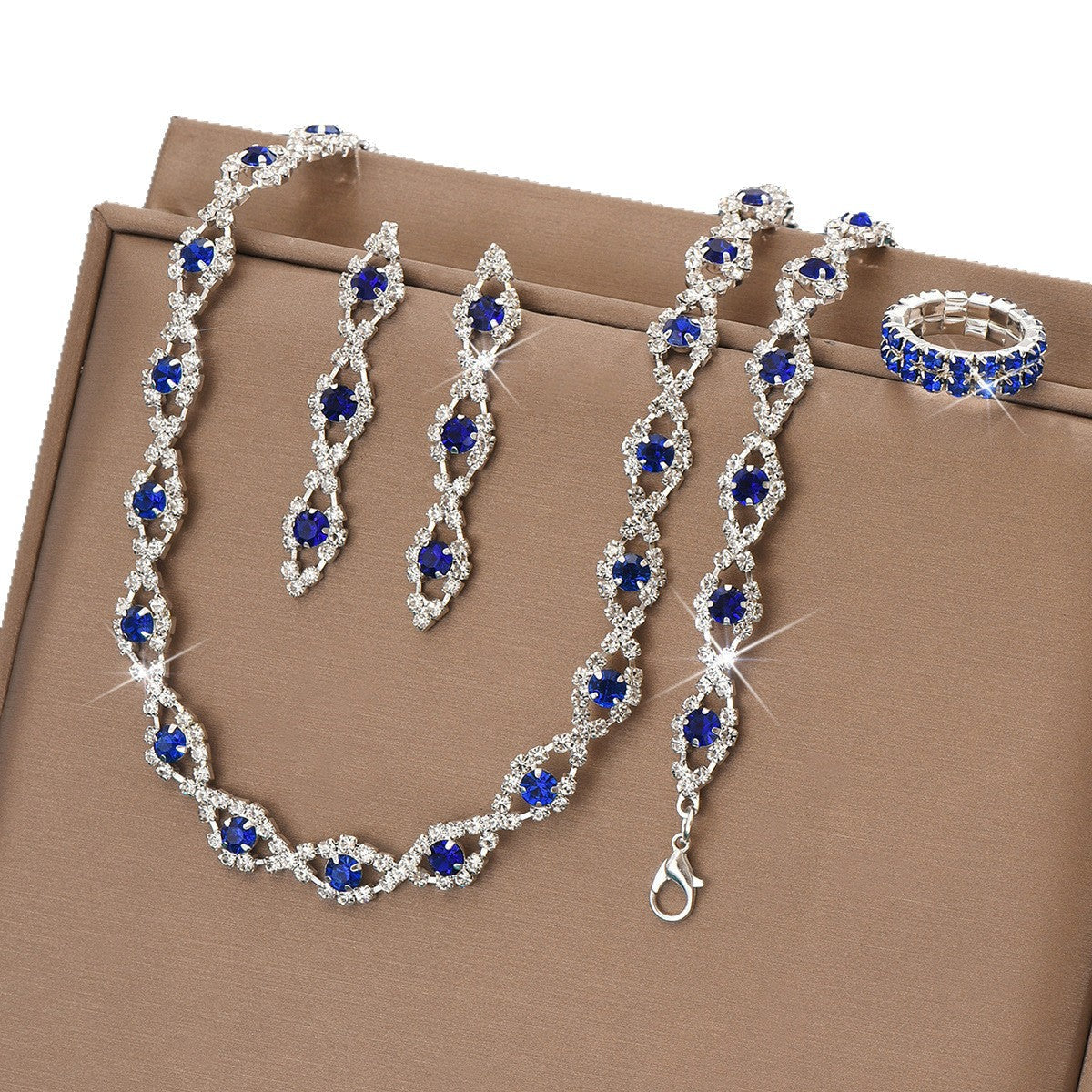 Rhinestone Twist Geometric Fashion Sweet High-grade Jewelry Set