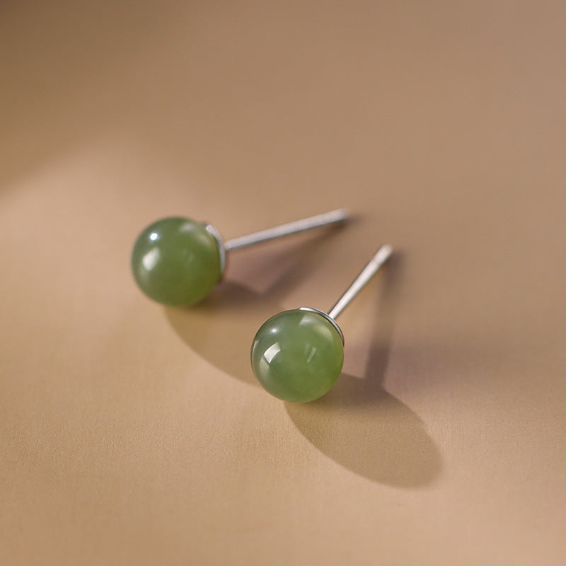 Women's Retro Style High Sense Niche Temperament Simple Compact Stud Earrings
