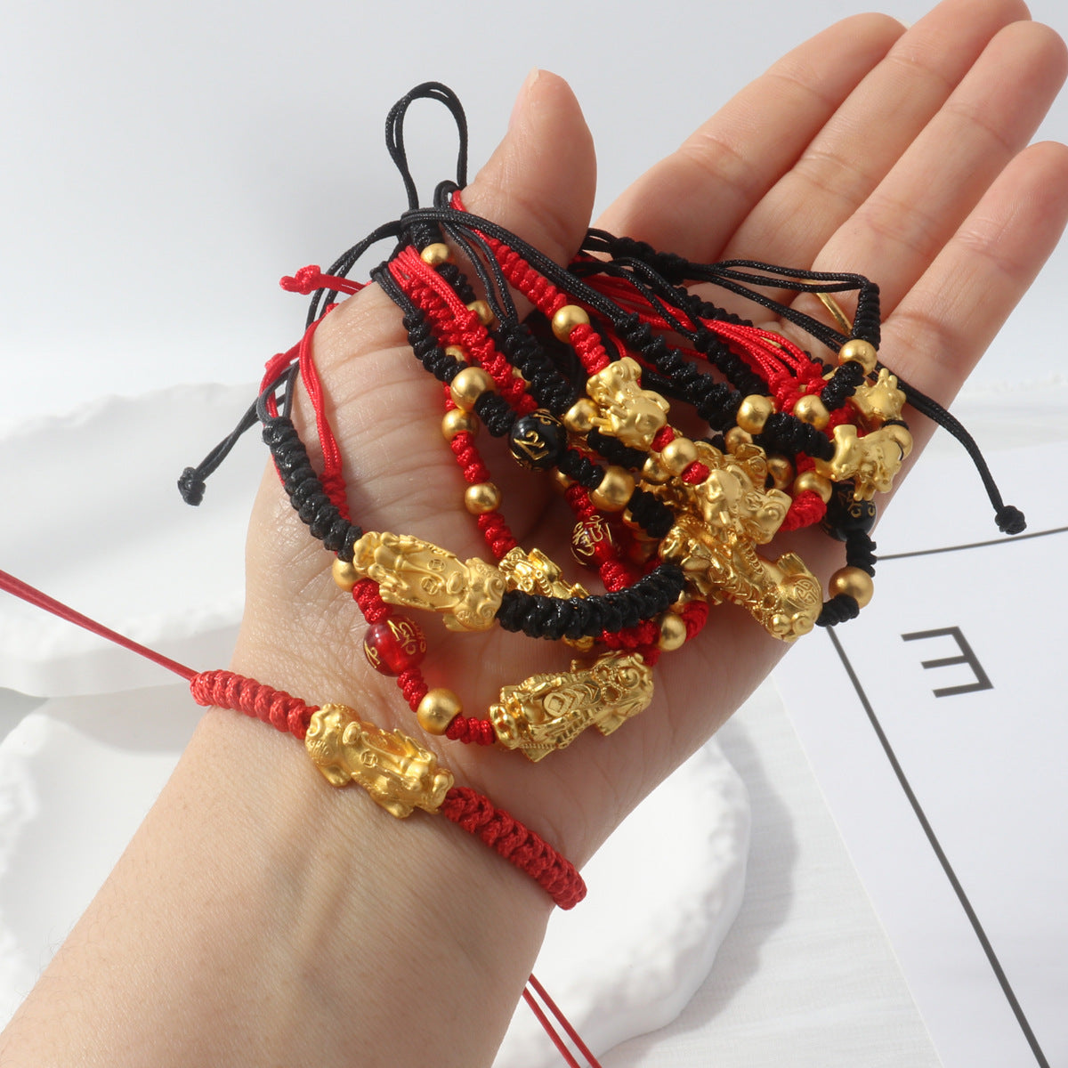 Women's & Men's Couple National Fashion Ethnic Style Money Drawing Bracelet