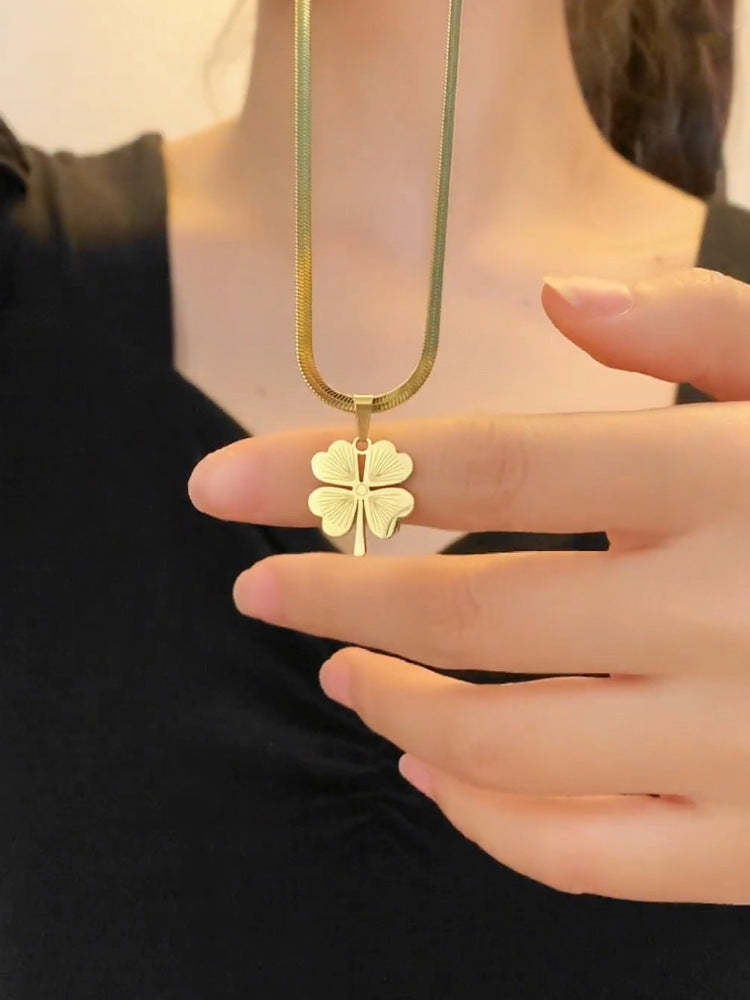 Women's Four-leaf Flower Titanium Steel For Affordable Luxury Necklace