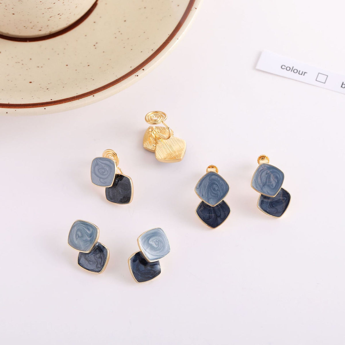 Geometric Mosquito Coil Haze Blue Fashion Sier Ear Clip
