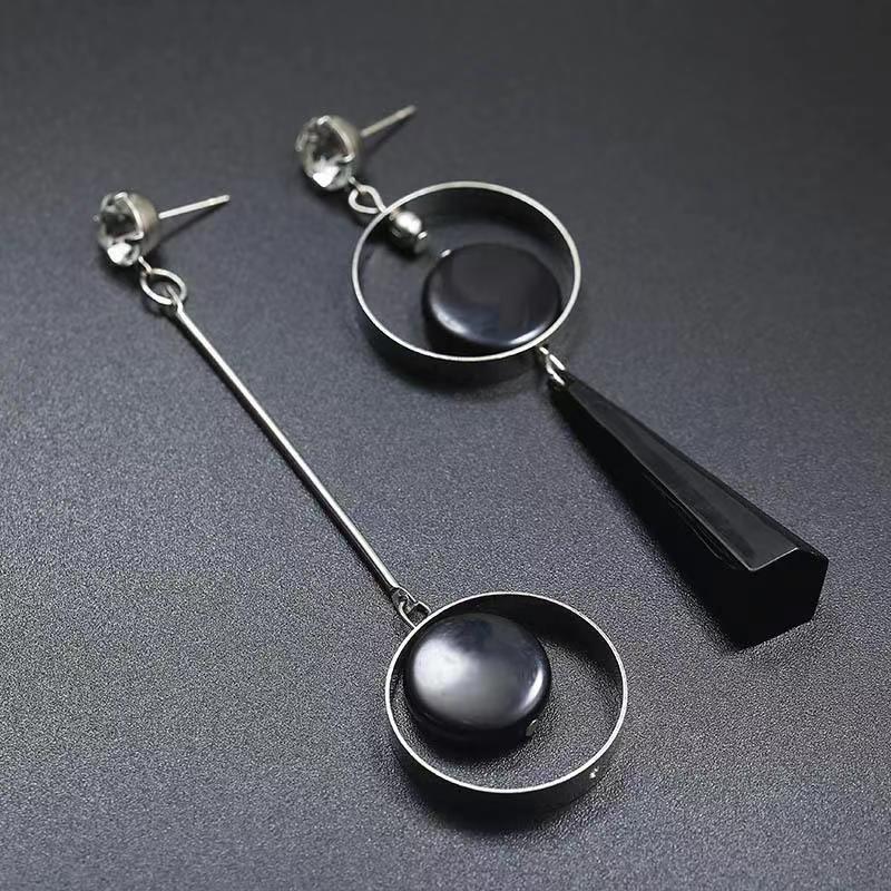 Asymmetric Version Circles Fashion Exaggerated Long Earrings