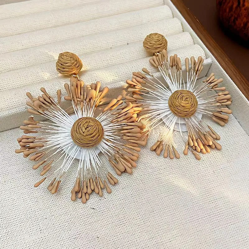 Women's High-grade Sweet Flowers Raffia Fashion Hand-knitted Earrings