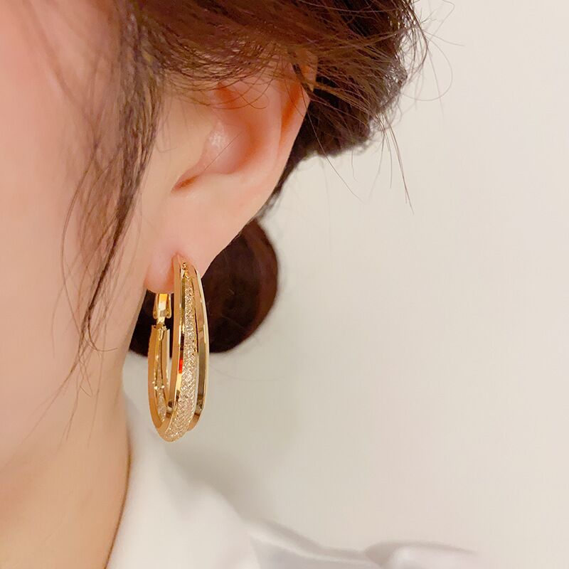Metal Hollow Mesh Crystal Hoop High-grade Fashionable Earrings