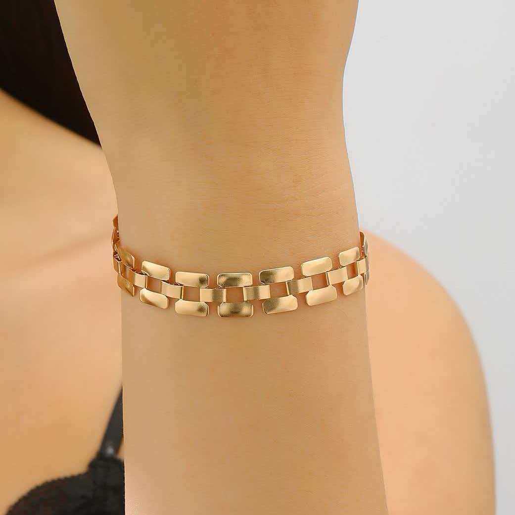Women's Fashion Y-shaped Watch Clavicle Chain Stacked Strap Length Sweater Rings