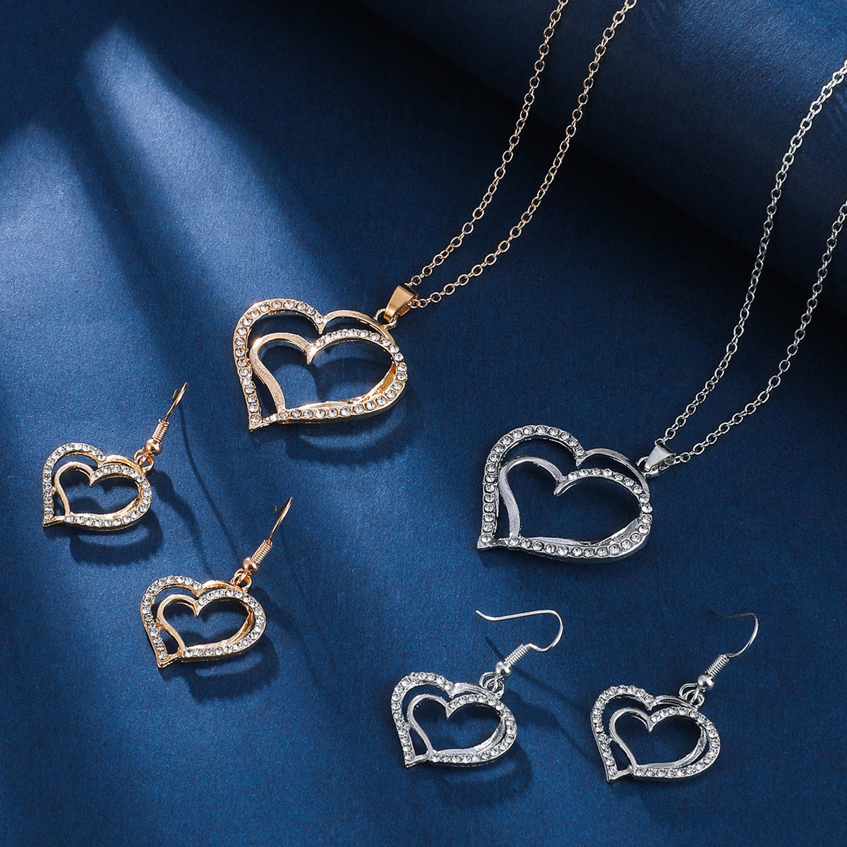 Women's Fashion Personalized Alloy Diamond Studded Hollow Jewelry Set
