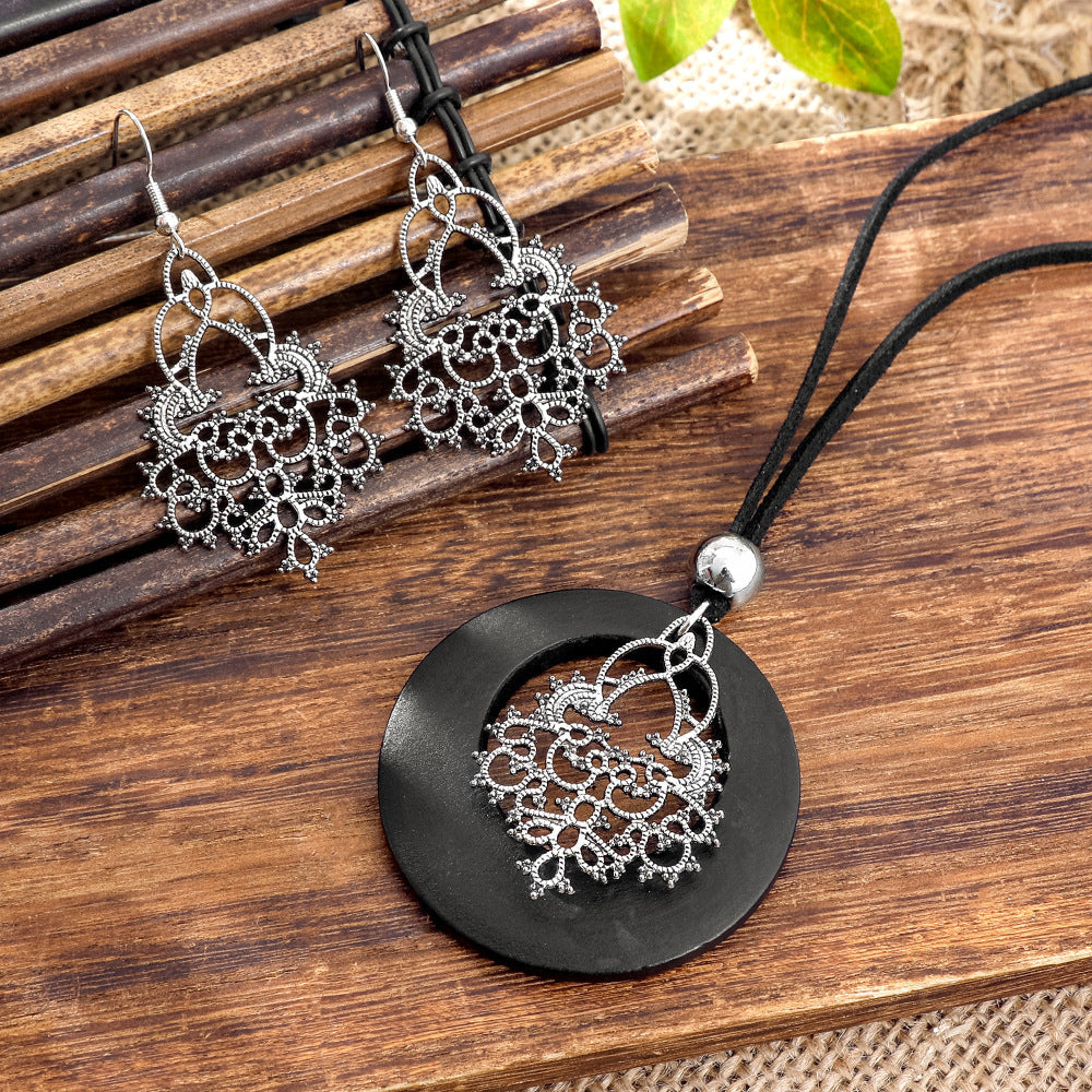 Women's Retro Bohemian Simple Hollow Niche Design Jewelry Set