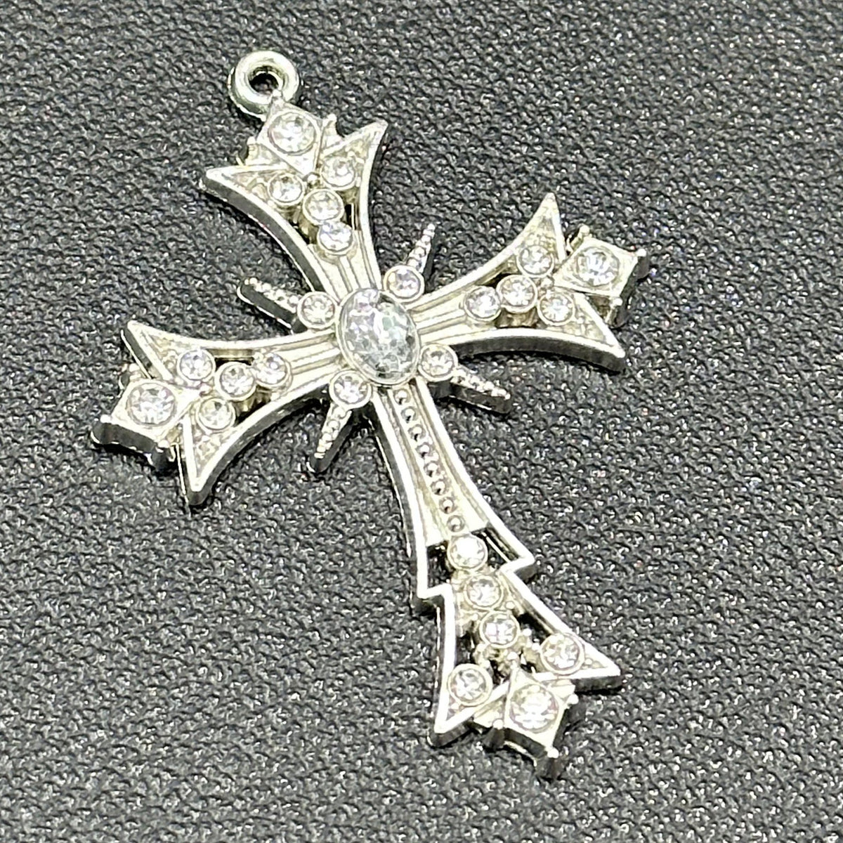 Diamond Cross Male Female Personality Hip Hop Alloy Sweater Pendant