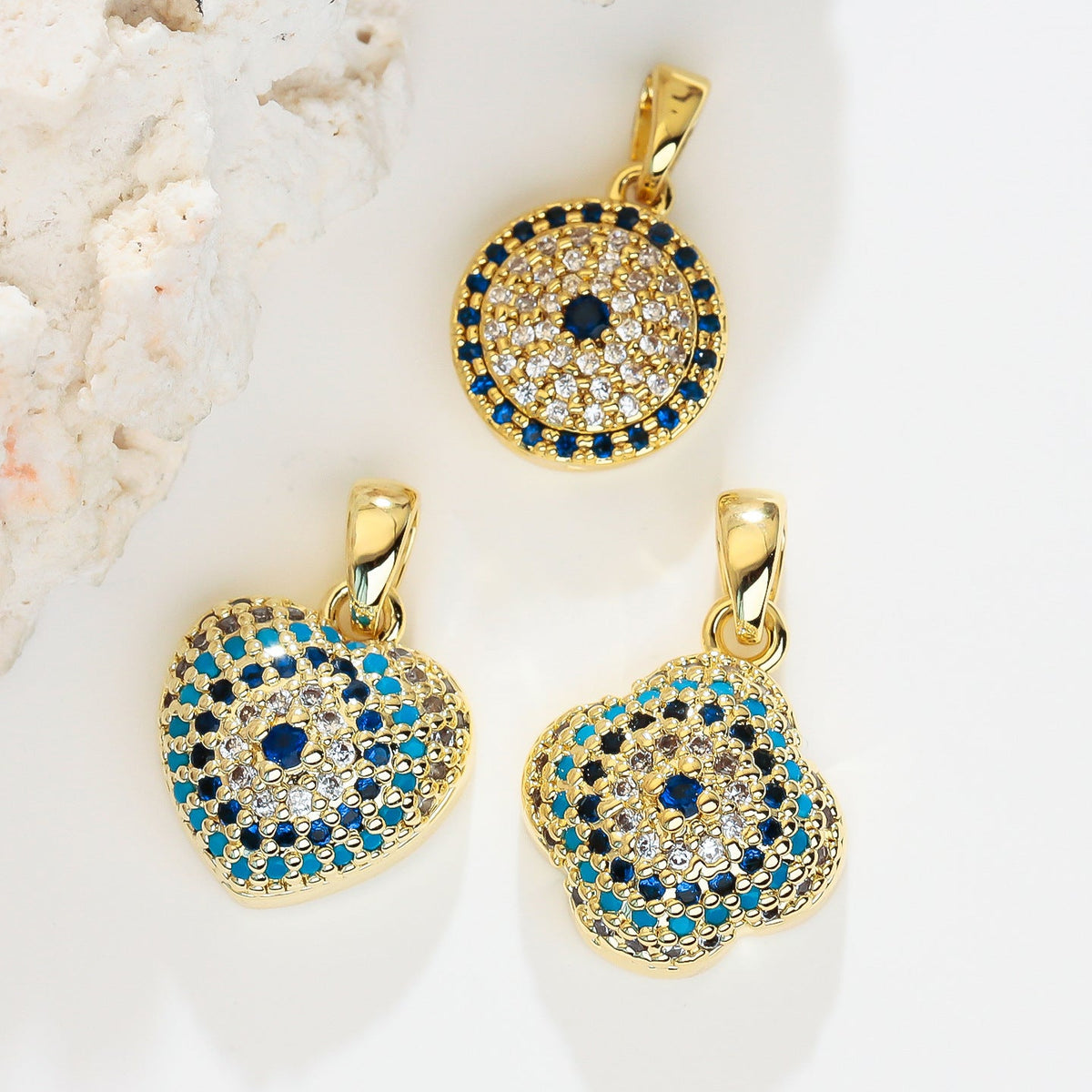 Fashion Retro Weird Devil Eye Single Pendants