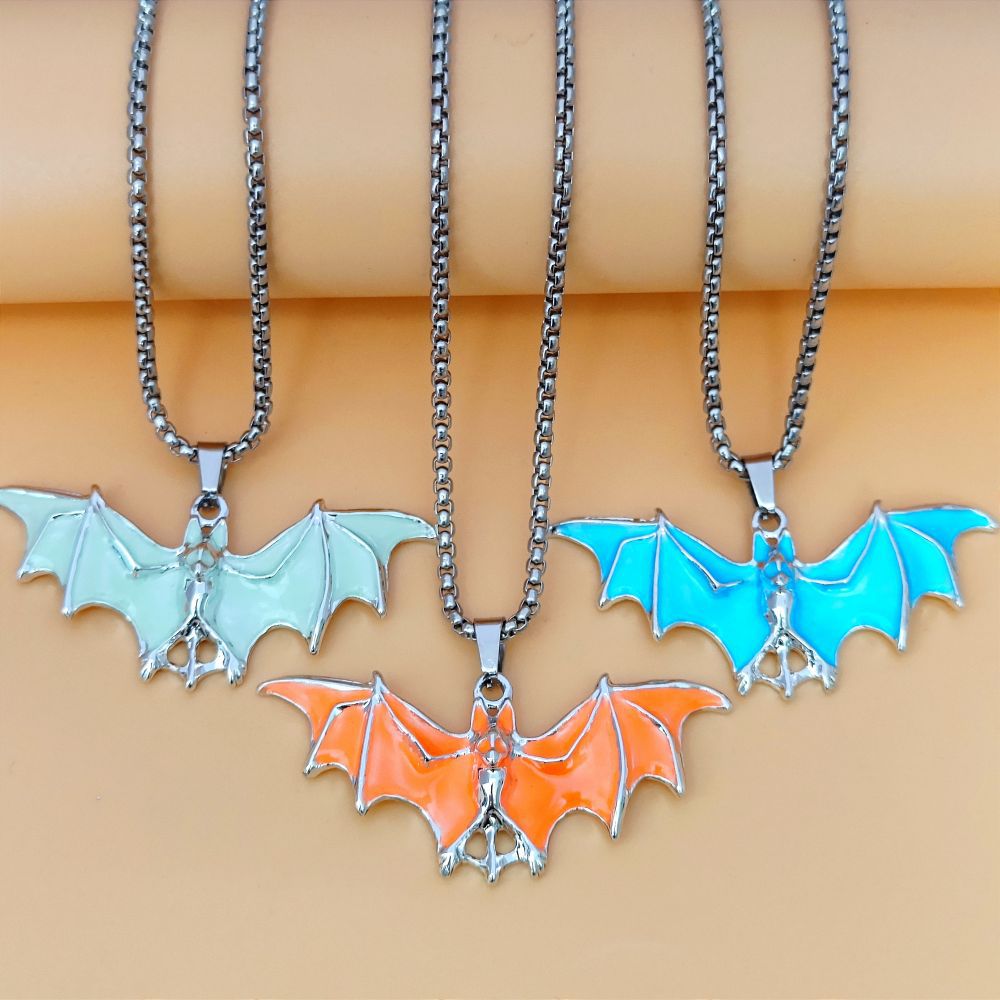 Dark Luminous Vampire Bat Cool Street Pendants