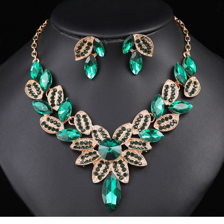 Women's High Profile Retro Luxury Crystal Banquet Jewelry Set