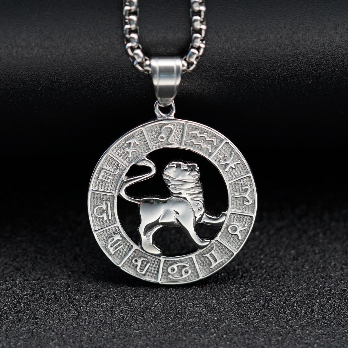 Trendy Retro Hollow Twee Constellation Personalized Pendant