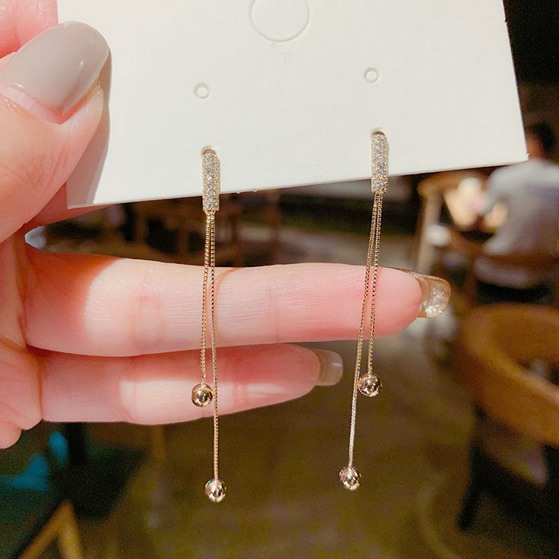 Women's Sier Needle Refined Rhinestone Style Tassel Long Stud Earrings