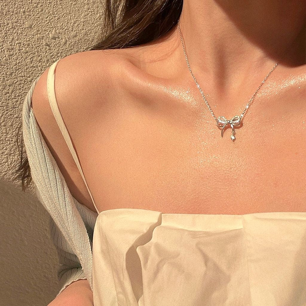 Bowknot Clavicle Chain Female Summer Light Luxury High Sense Temperament Necklace