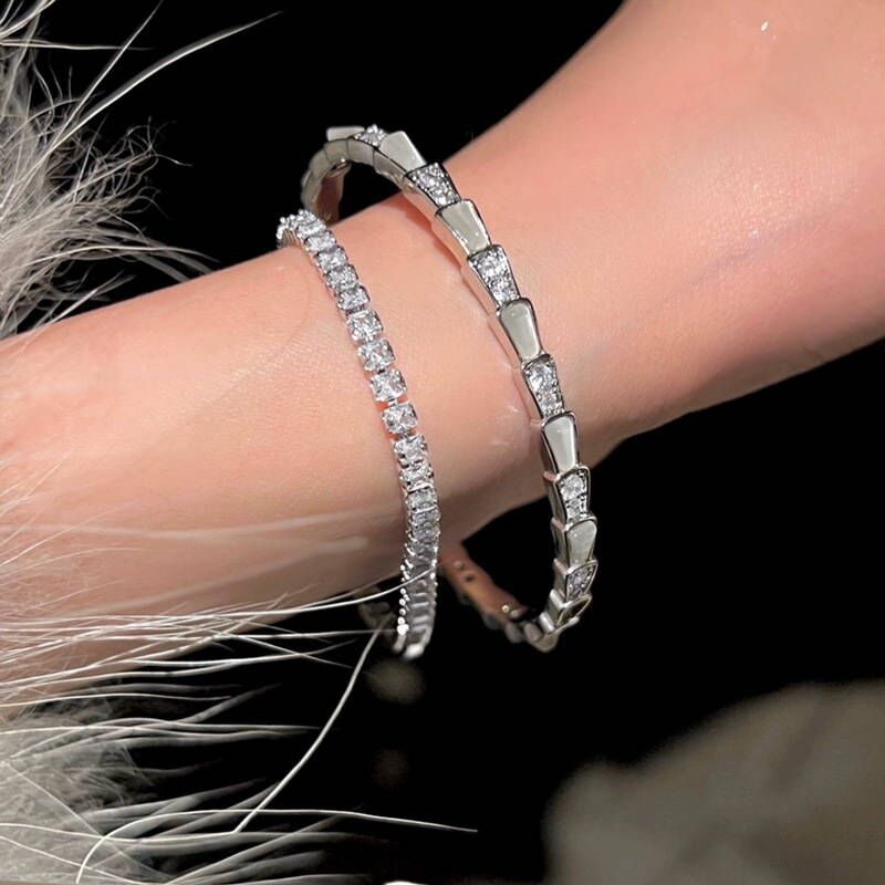 Fritillary Snake-shaped Snake Bone Rhinestone Texture Zircon Light Luxury Bracelet