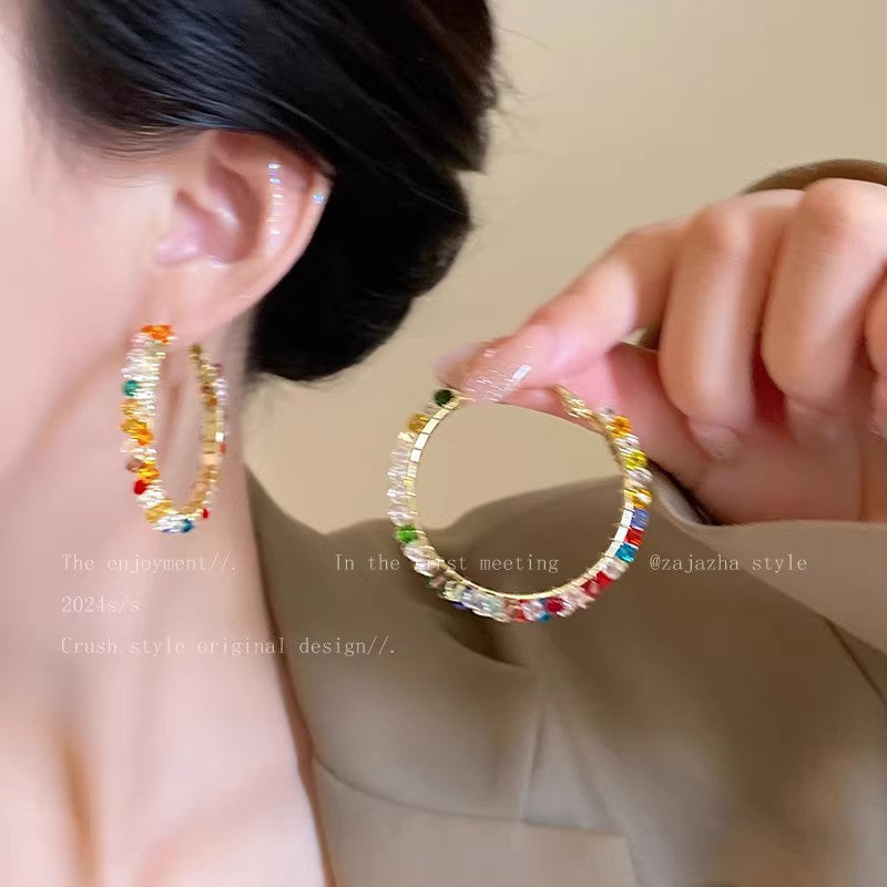 Women's Colorful Pearl Holiday Ear Design High-grade Exaggerated Seaside Earrings