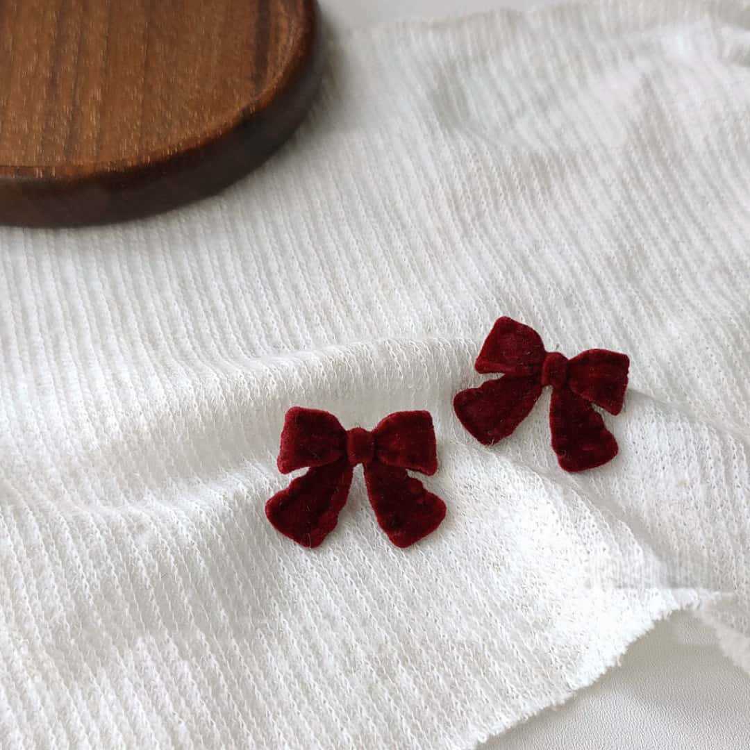 Brown Flocking Bow Bead Retro Red Earrings