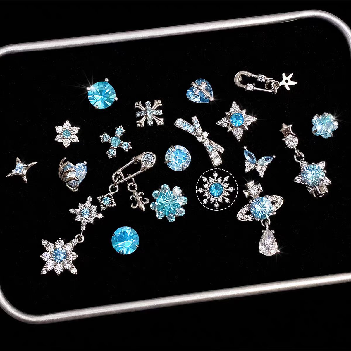 Pa Green Zirconium Umbilicaria Bone Nail Collection Earrings