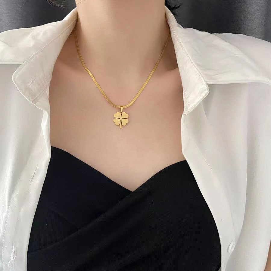 Women's Four-leaf Flower Titanium Steel For Affordable Luxury Necklace