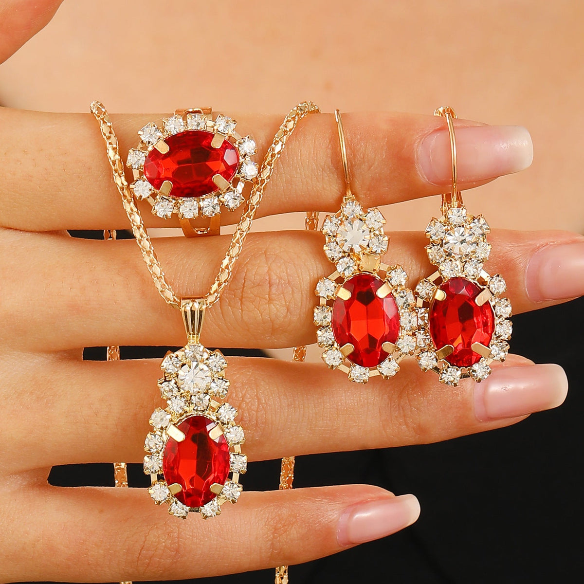 Personality Heart Shape Rhinestone Shiny Bride Necklaces