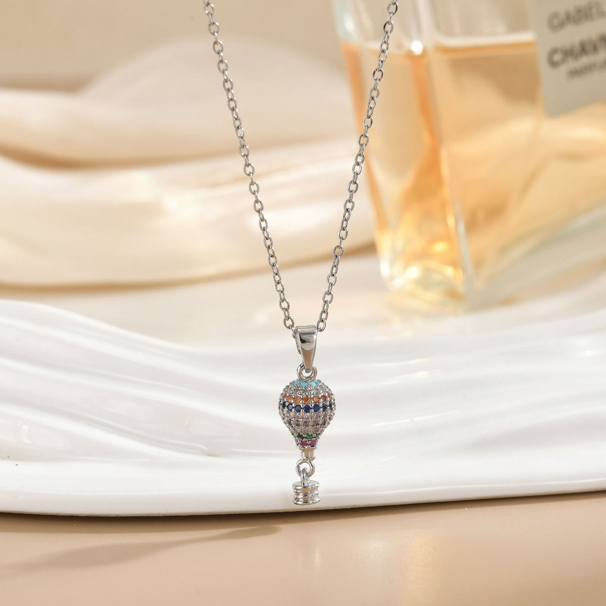 South America Turkey Three-dimensional Hot Air Balloon Female Affordable Luxury Pendants