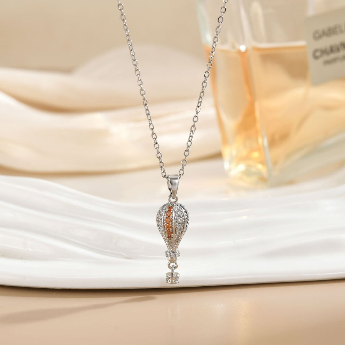 South America Turkey Three-dimensional Hot Air Balloon Female Affordable Luxury Pendants