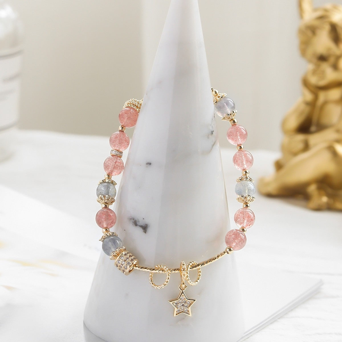 Broadcast Natural Strawberry Gold Female Design Crystal Bracelets