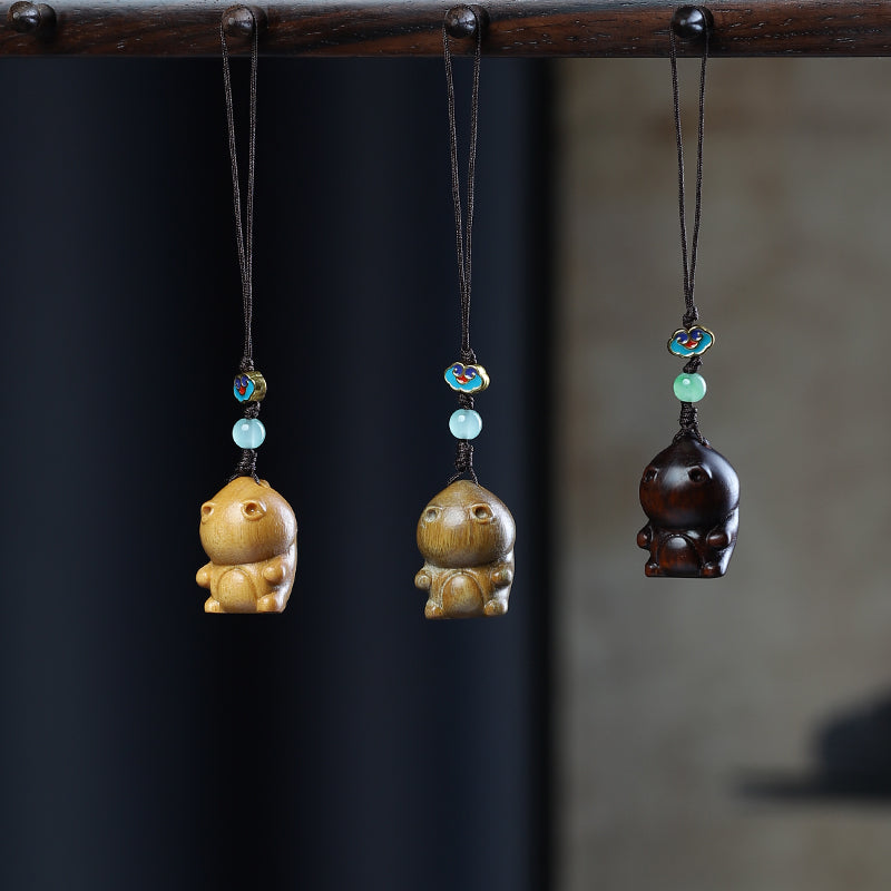 Green Sandalwood Carving Cute Animal Creative Bag Car Key Mobile Pendant