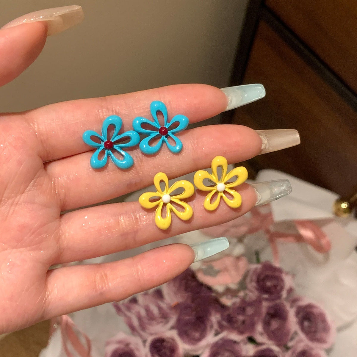 Dopamine Yellow Flower Cutout Female Sweet Cute Earrings