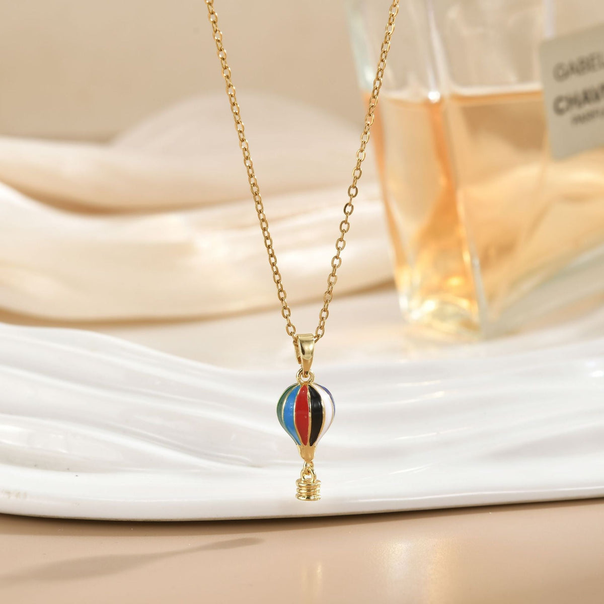 South America Turkey Three-dimensional Hot Air Balloon Female Affordable Luxury Pendants