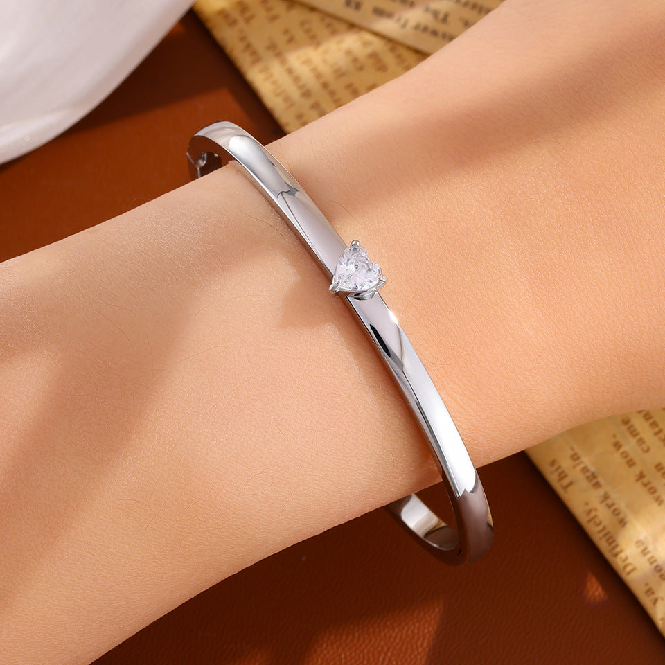 Stainless Steel Loving Heart Zircon Simple Style Bracelet