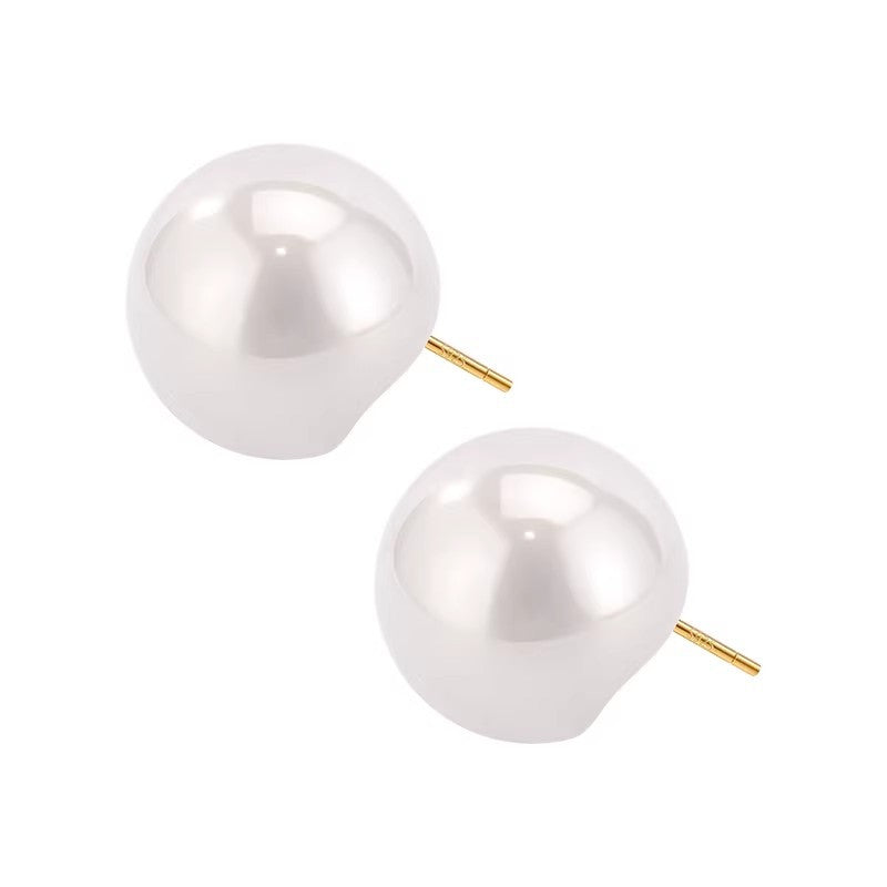 Women's Needle Bite Pearl Simple High-grade Graceful Stud Earrings