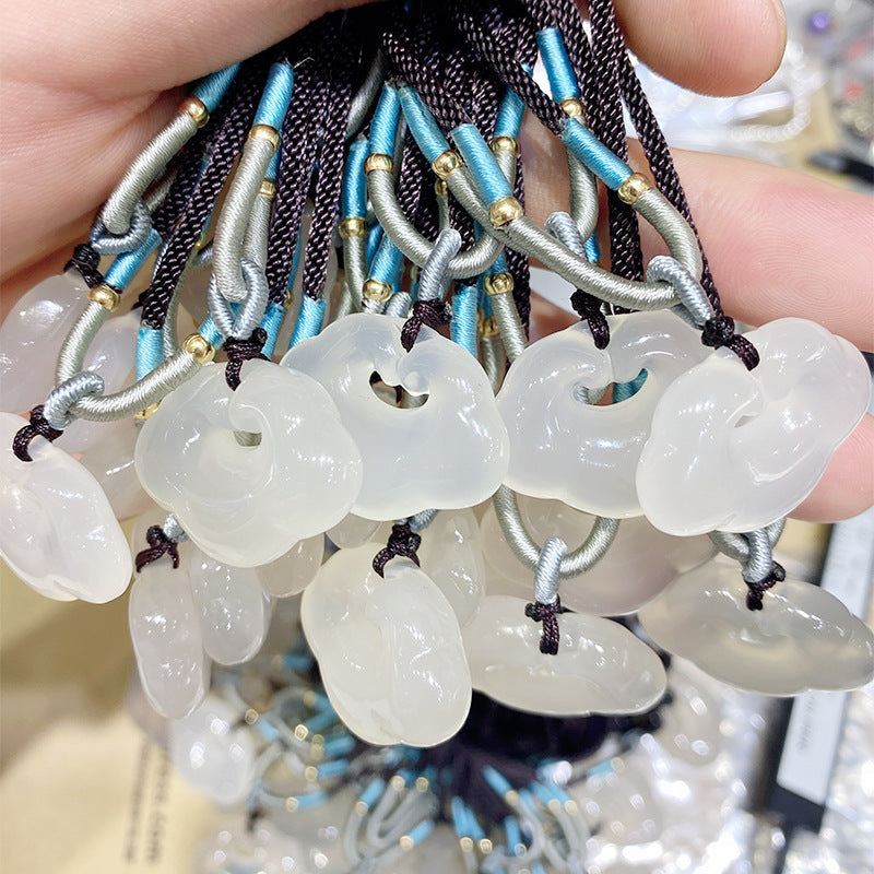 Lock Of Good Agate Safety Female Clavicle Pendant