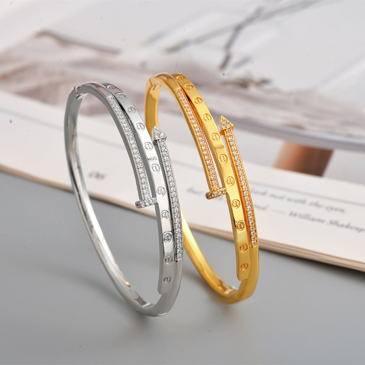 Women's Genuine Gold Electroplated Zircon Fashionable Simple Light Luxury Bracelet