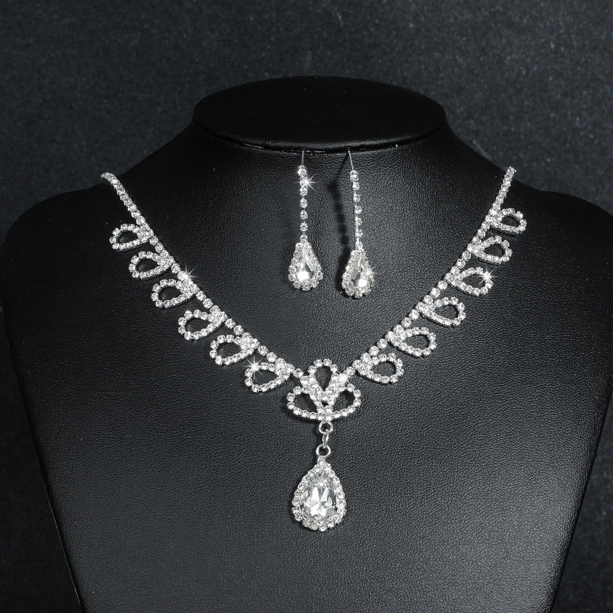 Super Beautiful Suite Rhinestone Shiny Ear Wedding Party Two-piece Dress Earrings